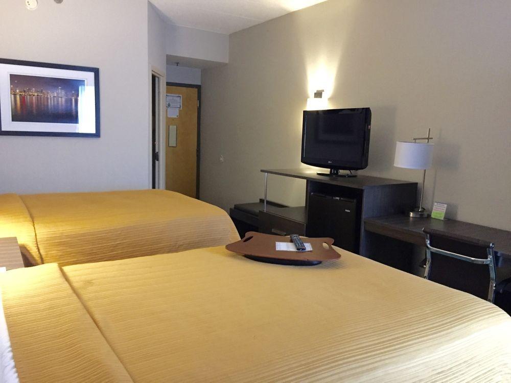 Best Western O'Hare/Elk Grove Hotel Элк-Гров-Виллидж Экстерьер фото