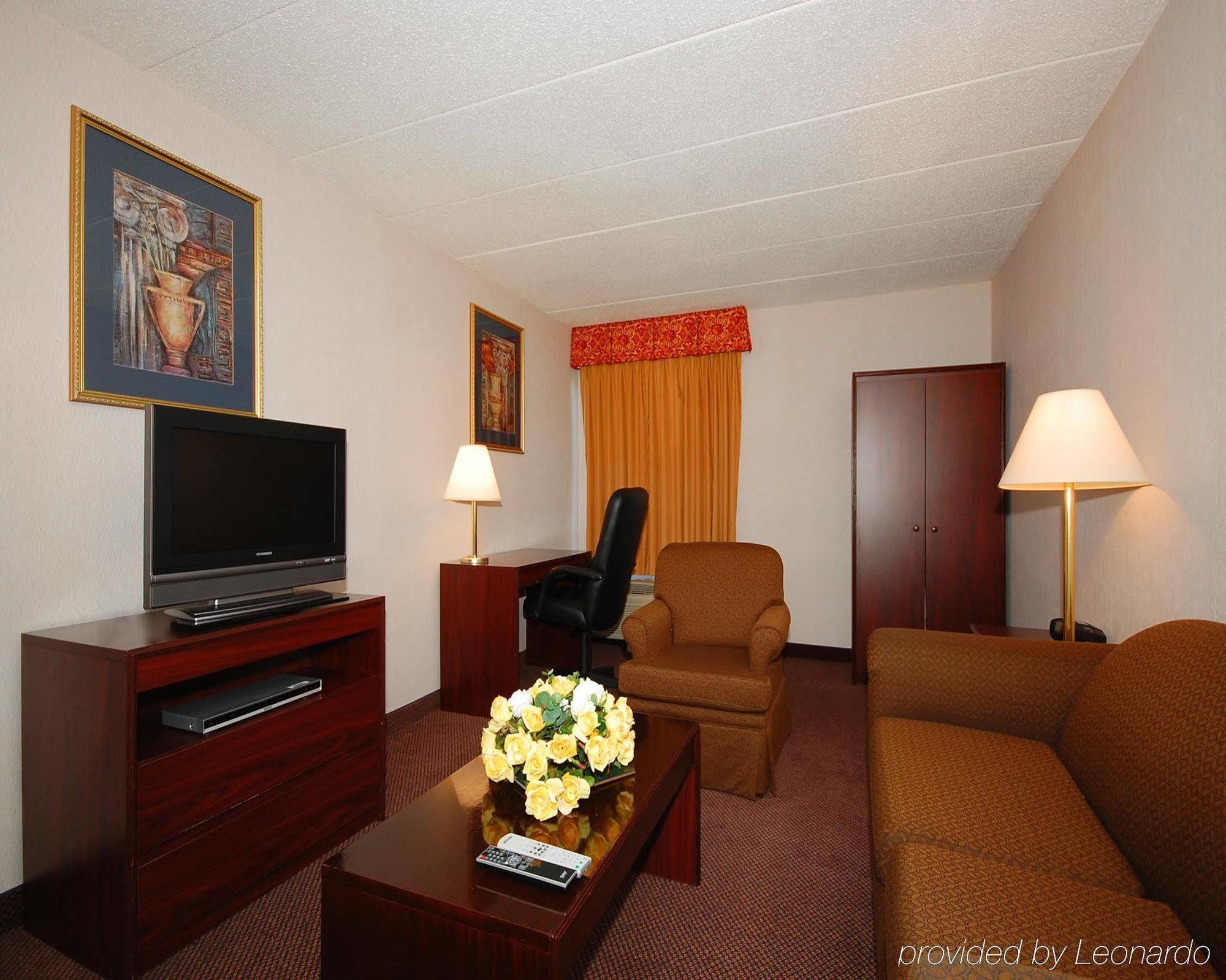 Best Western O'Hare/Elk Grove Hotel Элк-Гров-Виллидж Экстерьер фото