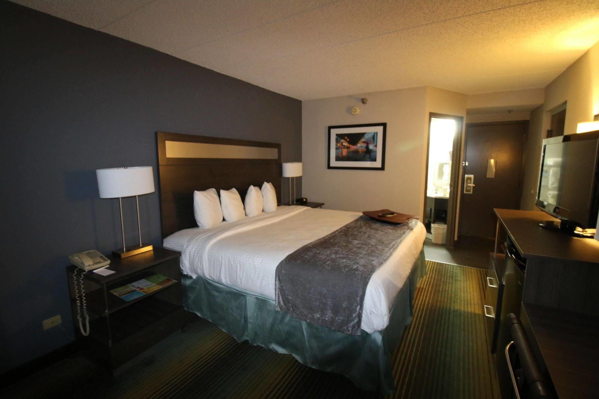 Best Western O'Hare/Elk Grove Hotel Элк-Гров-Виллидж Экстерьер фото